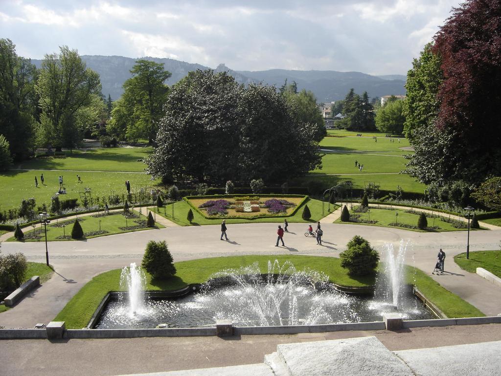 Campanile Valence Sud Hotel Luaran gambar